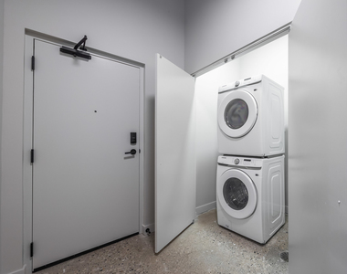 1706 Sherman Avenue - Photo Thumbnail 9