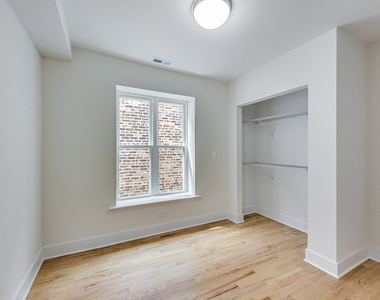 815 S Carpenter Street - Photo Thumbnail 8