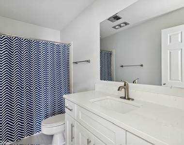 47 W Stone Avenue - Photo Thumbnail 8