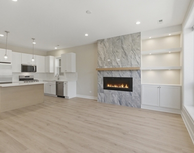 4932 S Champlain Avenue - Photo Thumbnail 1