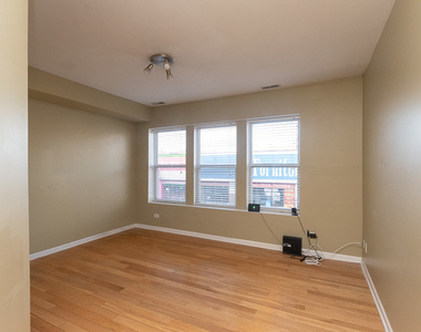 3103 W Lawrence Avenue - Photo Thumbnail 7