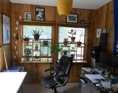 1319 W Early Avenue - Photo Thumbnail 7