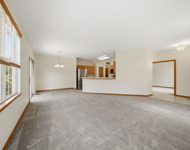 16340 Crescent Lake Drive - Photo Thumbnail 9