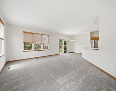 16340 Crescent Lake Drive - Photo Thumbnail 8