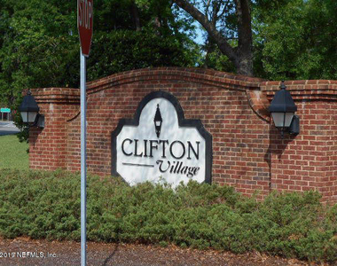 7104 Stonelion Circle - Photo Thumbnail 7