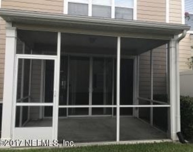 7104 Stonelion Circle - Photo Thumbnail 4