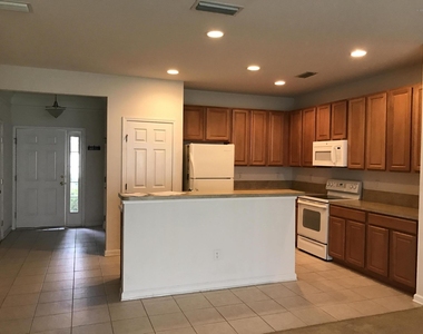 7104 Stonelion Circle - Photo Thumbnail 1