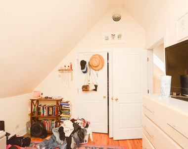 1314 W Roscoe Street - Photo Thumbnail 10