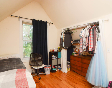 1314 W Roscoe Street - Photo Thumbnail 12