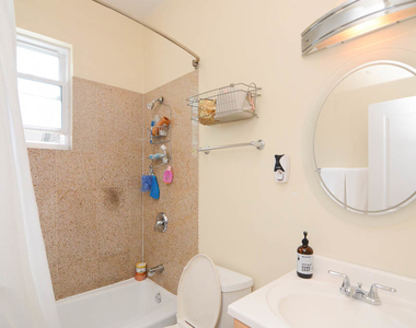 1314 W Roscoe Street - Photo Thumbnail 17