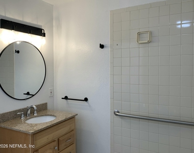 1200 16th Avenue - Photo Thumbnail 12