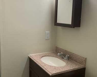 1200 16th Avenue - Photo Thumbnail 9