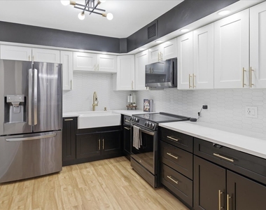201 E Chestnut Street - Photo Thumbnail 16