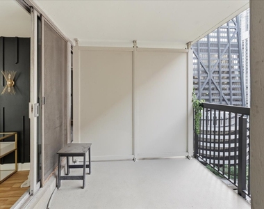 201 E Chestnut Street - Photo Thumbnail 9