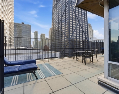 201 E Chestnut Street - Photo Thumbnail 23