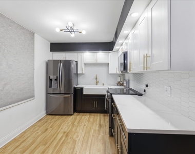 201 E Chestnut Street - Photo Thumbnail 17
