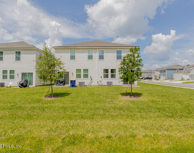 14438 Macadamia Lane - Photo Thumbnail 35