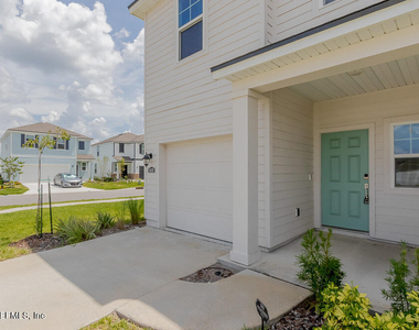 14438 Macadamia Lane - Photo Thumbnail 5
