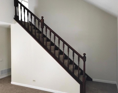 3427 Fox Hill Road - Photo Thumbnail 3