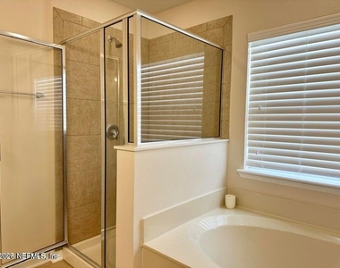 4930 Tiger Lily Lane - Photo Thumbnail 13