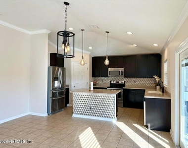 4930 Tiger Lily Lane - Photo Thumbnail 6