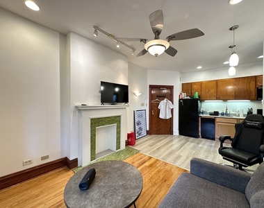 2821 W Shakespeare Avenue - Photo Thumbnail 15