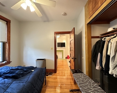 2821 W Shakespeare Avenue - Photo Thumbnail 19