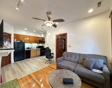 2821 W Shakespeare Avenue - Photo Thumbnail 13