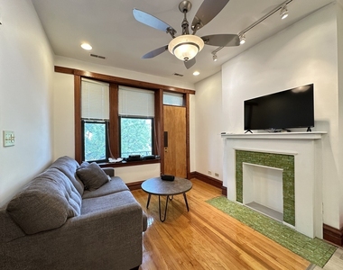 2821 W Shakespeare Avenue - Photo Thumbnail 11