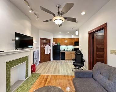 2821 W Shakespeare Avenue - Photo Thumbnail 14