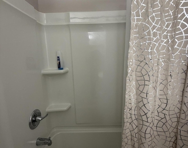 396 Regency Wood Drive - Photo Thumbnail 25