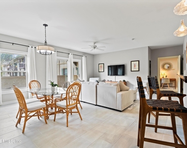 955 Registry Boulevard - Photo Thumbnail 5