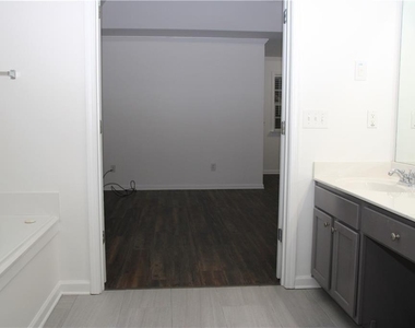 1322 Loowit Falls Way - Photo Thumbnail 20