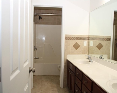 1322 Loowit Falls Way - Photo Thumbnail 22