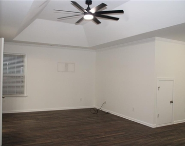 1322 Loowit Falls Way - Photo Thumbnail 15
