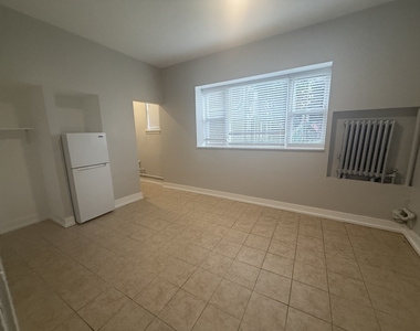 6912 N Ashland Boulevard - Photo Thumbnail 1
