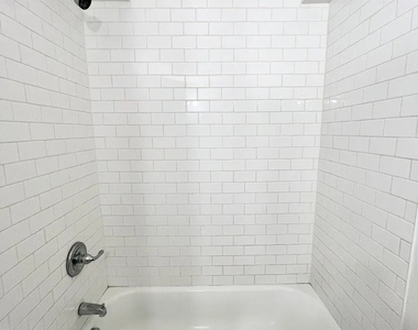 3939 W Iowa Street - Photo Thumbnail 11