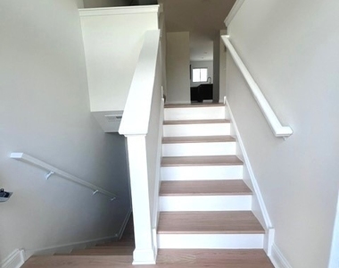 1716 Windward Drive - Photo Thumbnail 7