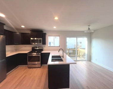 1716 Windward Drive - Photo Thumbnail 18