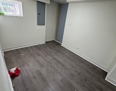 33 E Walnut Avenue - Photo Thumbnail 14