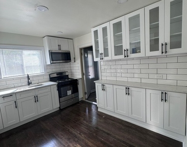 33 E Walnut Avenue - Photo Thumbnail 3