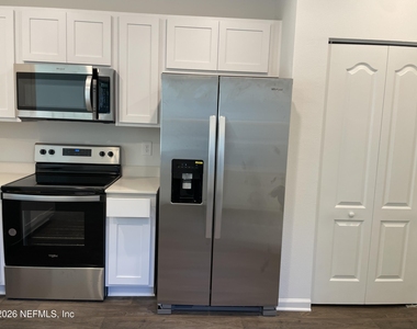 9312 Kiskadee Court - Photo Thumbnail 4
