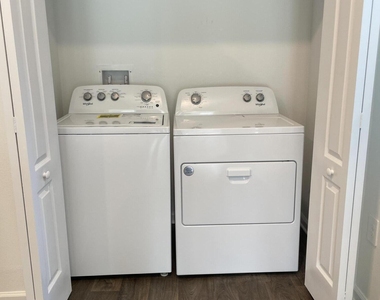 9312 Kiskadee Court - Photo Thumbnail 22