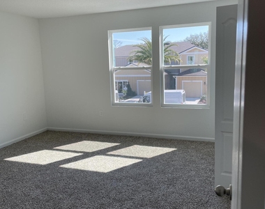 9312 Kiskadee Court - Photo Thumbnail 12