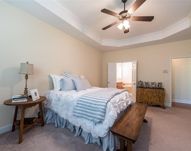 4330 Granby Circle - Photo Thumbnail 8