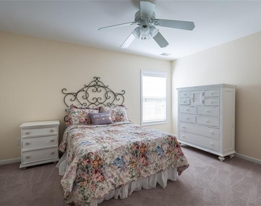 4330 Granby Circle - Photo Thumbnail 13
