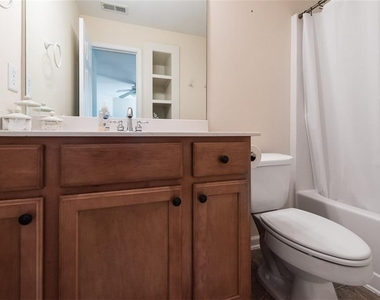 4330 Granby Circle - Photo Thumbnail 16