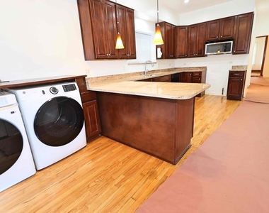 3328 W Cuyler Avenue - Photo Thumbnail 7