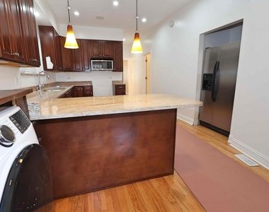 3328 W Cuyler Avenue - Photo Thumbnail 6