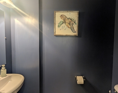 499 Brookside Drive - Photo Thumbnail 4
